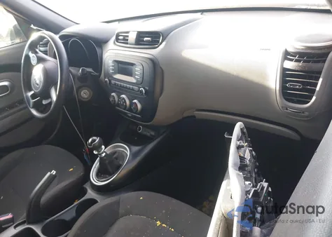 2015 Kia Soul z USA, uszkodzony, nr VIN KNDJN2A25F7153538